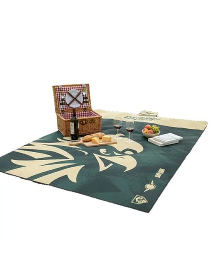 Dreischichtige, tragbare, faltbare bedruckte Campingmatte aus Gewebe, wasserfeste und waschbare Picknickdecke, 150x180 Zentimeter SG8B